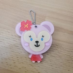 Disney ShellieMay Aulani Hawaii keychain